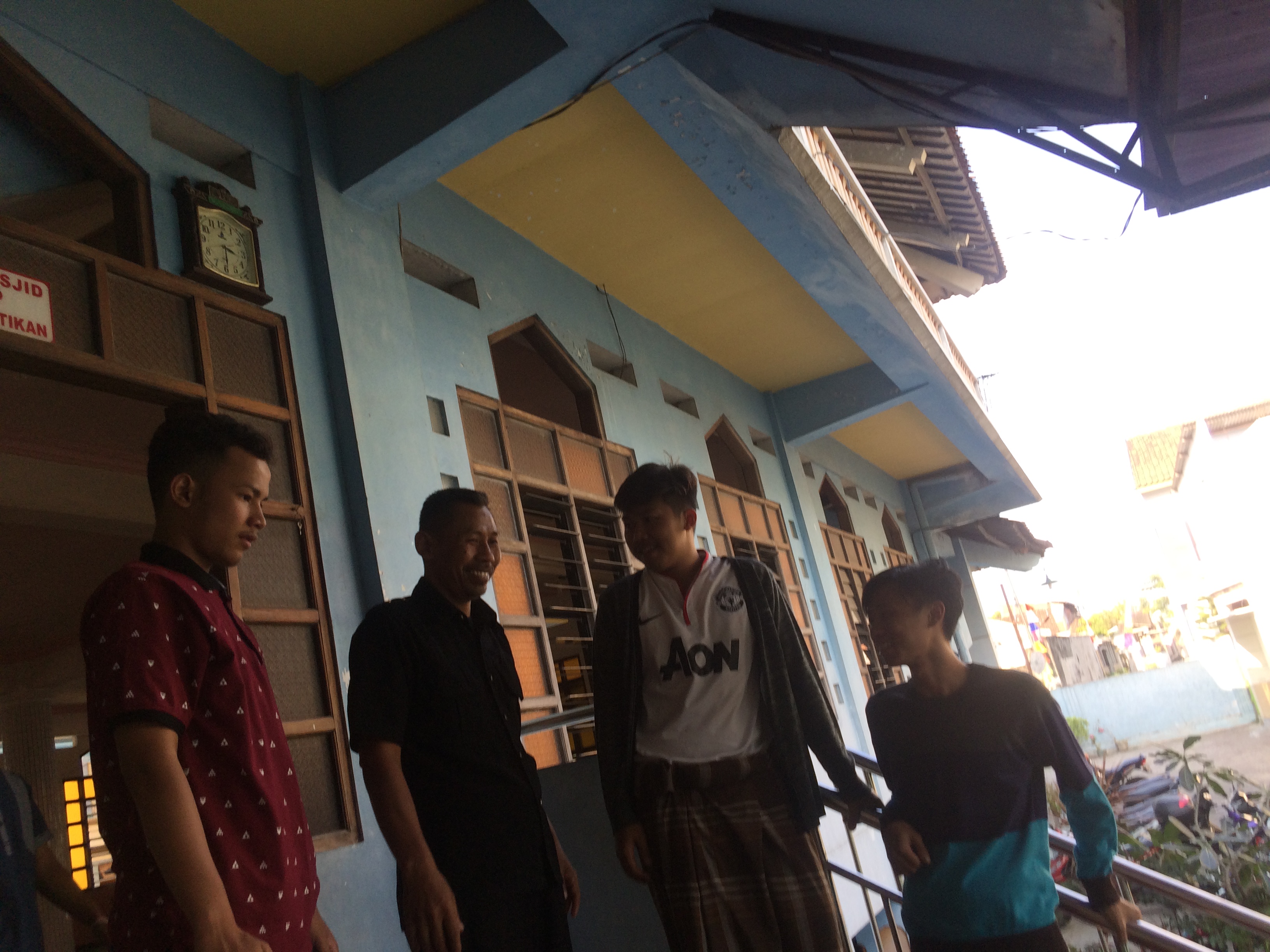 Pesantren boarders and the headmeaster (2nd from the left).
